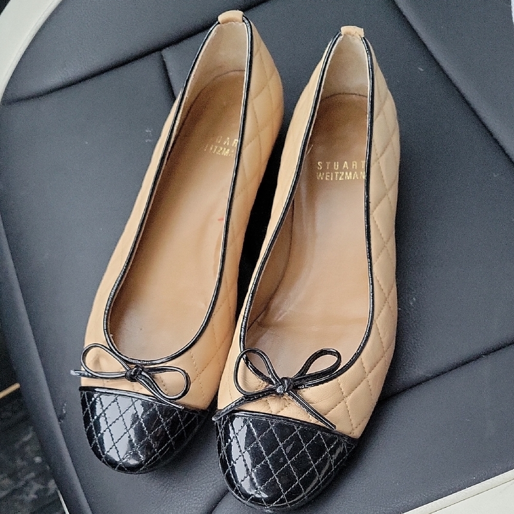 Stuart Weitzman Tan and Black Women's Shoes